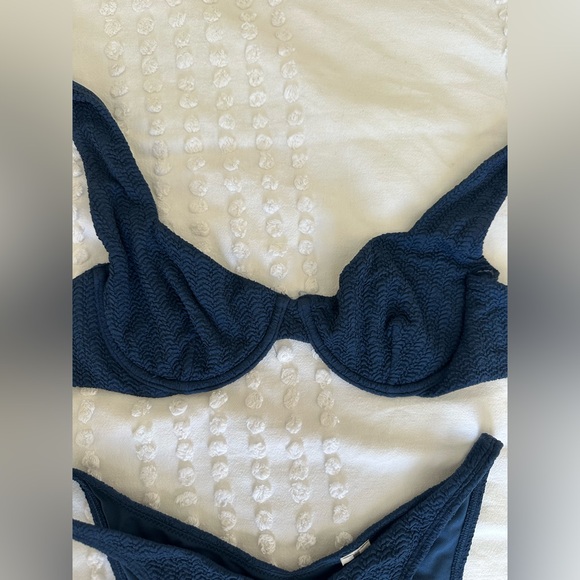 Abercrombie bikini - Picture 4 of 7